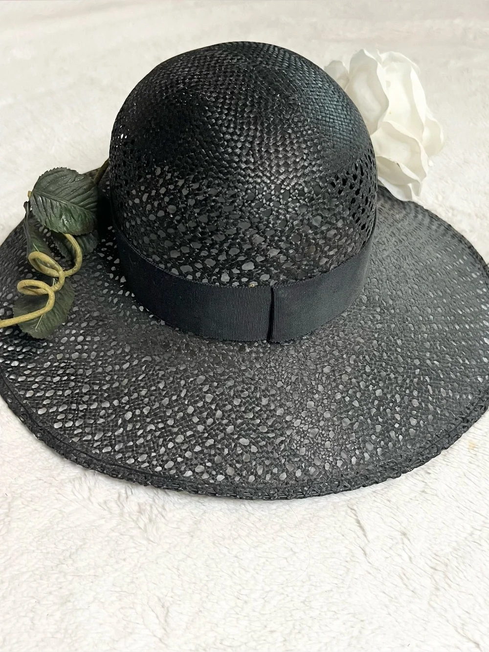 Vintage Oscar de la Renta Black Structured Straw Hat with White Rose Fascinator